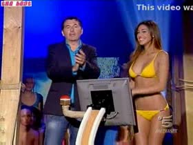 Belen Rodriguez bikini scene in The Beat 5