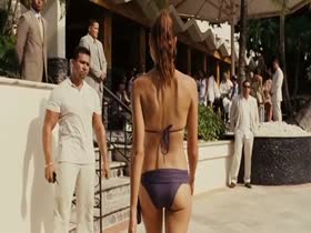 Gal Gadot hot body almost naked 15