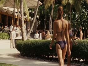 Gal Gadot hot body almost naked 7