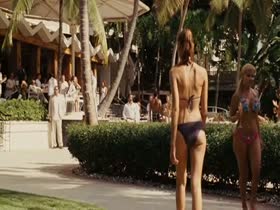 Gal Gadot hot body almost naked 8
