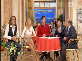 Adriana Volpe High Heels , Cleavage In fatti vostri 21-01-13 6