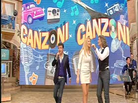 Adriana Volpe High Heels , Cleavage In fatti vostri 21-01-13 8