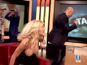 Victoria Silvstedt titties oops 2