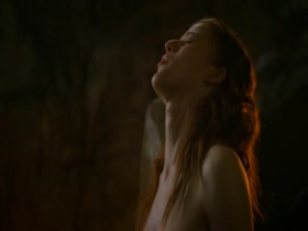 Rose Leslie full frontal nude in Game of Thrones 10