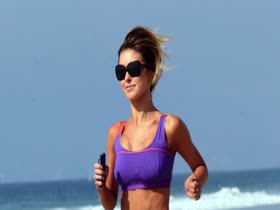 Audrina Patridge's Hot Jogging Body 8