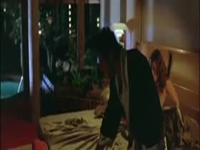 Elizabeth Berkley Brunette , Hot in Any Given Sunday (1999) 15