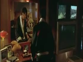 Elizabeth Berkley Brunette , Hot in Any Given Sunday (1999) 17