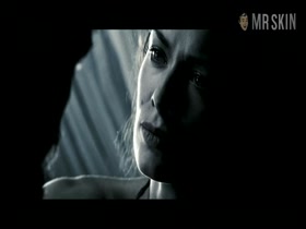 Lena Headey Nude in 300 (2006) 10