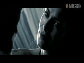 Lena Headey Nude in 300 (2006) 8
