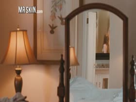 Peeping toms bust a nut to these hot nude celebs! 7
