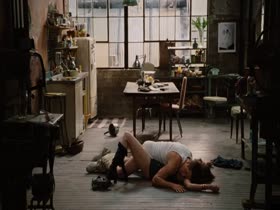 Anne Hathaway in Nude Sex Scenes 2