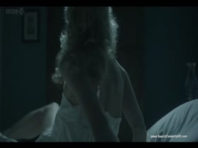 Rosamund Pike in Women in Love 4