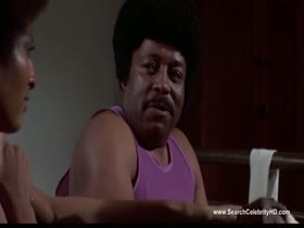 Pam Grier Nude Scenes in Foxy Brown (1974) 9