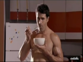 Lingerie S02E05 Three Is Never A Crowd 4