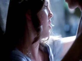 Kit Willesee in Femme Fatales S01E01 2