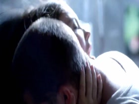 Kit Willesee in Femme Fatales S01E01 3