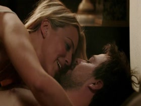Miranda Raison in Spotless in S01E02 9