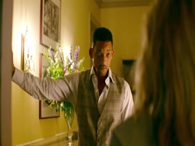 Margot Robbie Blonde , Kissing scene in Focus (2015) 12