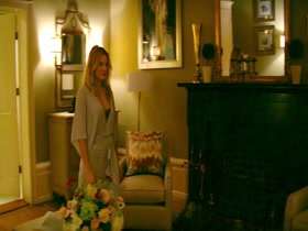 Margot Robbie Blonde , Kissing scene in Focus (2015) 5