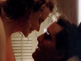 Nicole Kidman Kissing , Blonde scene in Malice