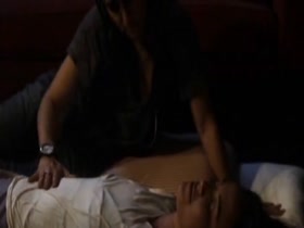 America Olivo,Connie Britton,Jennifer Jostyn,Julie Bowen,Leila Leigh,Moon Bloodgood,Pamela Adlon in 16