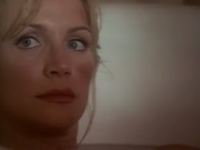 Lara Daans,Shannon Tweed,Katie Griffin,Dyanne DiMarco in Electra (1996) 8
