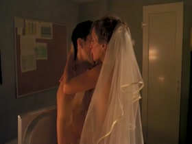 Maggie Taylor in Life on Top S02E06 (2009) 4