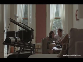 Lena Dunham Nude Scenes in Girls (2013) 15