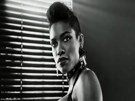 Rosario Dawson in Sin City: A Dame to Kill For 13