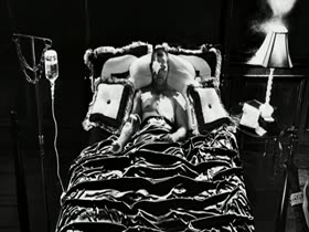 Rosario Dawson in Sin City: A Dame to Kill For 9