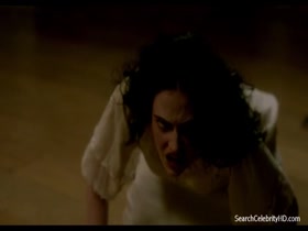 Sarah Greene , Olivia Chenery in Penny Dreadful S02E04 13