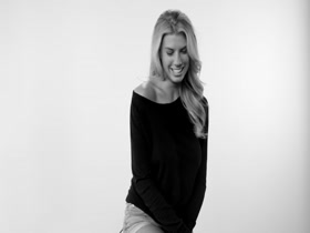Charlotte McKinney in How to Date Me 9