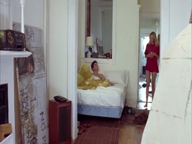 Uma Thurman kissing , hot scene in Prime 18