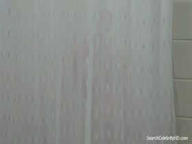 Beverly D'Angelo nude, shower scene in Vacation 4