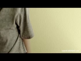 Dree Hemingway and Stella Maeve in Starlet 1