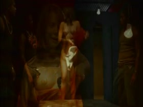 Leticia Colin in Bonitinha, Mas Ordinaria 5