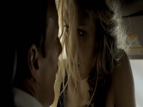 Penelope Mitchell in Zipper (2015) 3