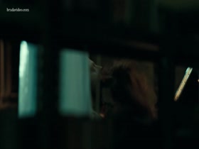 Elizabeth McLaughlin in Hand of God S01E02 17