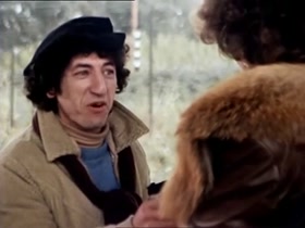 Lory Del Santo ,Franca Stoppi, Cristina Manusardi in La gorilla (1982) 5