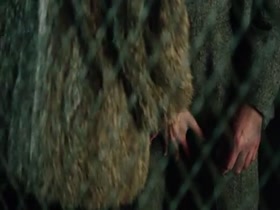 Nicole Kidman Kissing , Blonde in Hemingway & Gellhorn 9