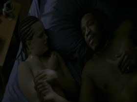 Mena Suvari, Sharlene Royer in Stuck (2007) 12