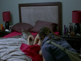 Mena Suvari, Sharlene Royer in Stuck (2007) 18