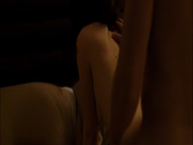Lena Headey Kissing , Couple scene in Zipper (2015) 7