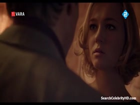 Carolien Spoor in De Deal S01e03 3