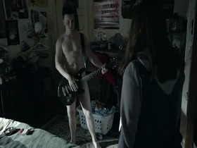 Nichole Bloom, Shanola Hampton in Shameless S05E08 (2015) 13