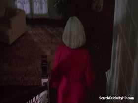 Eileen Davidson in the House on Sorority Row 5