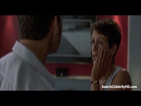 Jamie Lee Curtis in Tailor of Panama (2001) 19