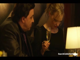 Victoria Winge in Lilyhammer S02e07 3