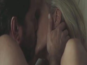 Charlize Theron, Kim Basinger in The Burning Plain 19