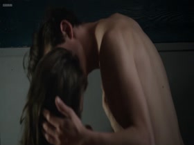 Audrey Bastien, Solene Rigot in Puppy Love (2013) 11